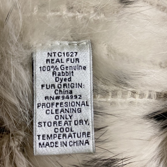 Neiman Marcus Real Fur Pullover Vest - Picture 11 of 13